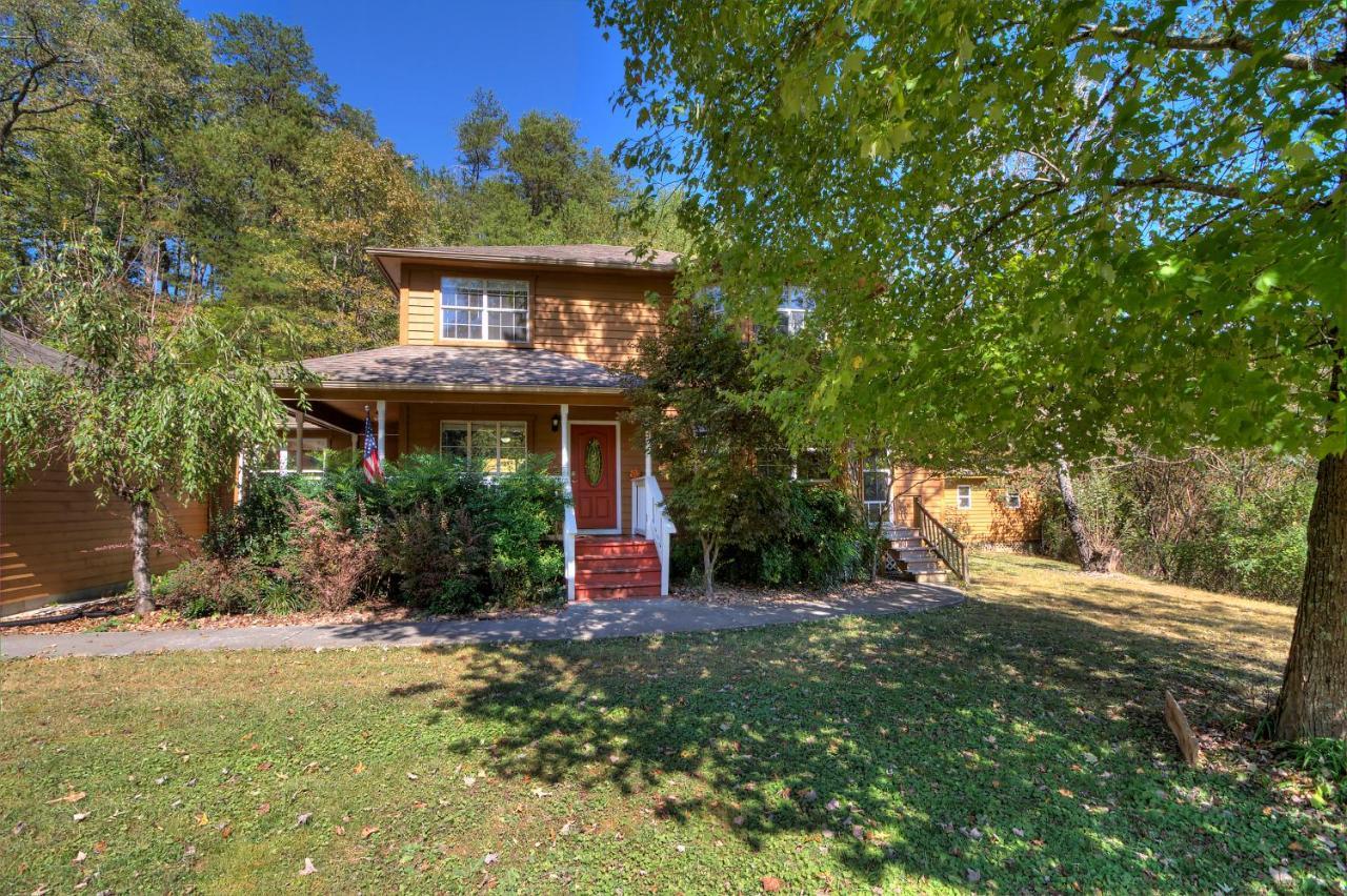 סביירוויל 5Bedrooms*4King Beds*Outstanding Location*Hottub* מראה חיצוני תמונה