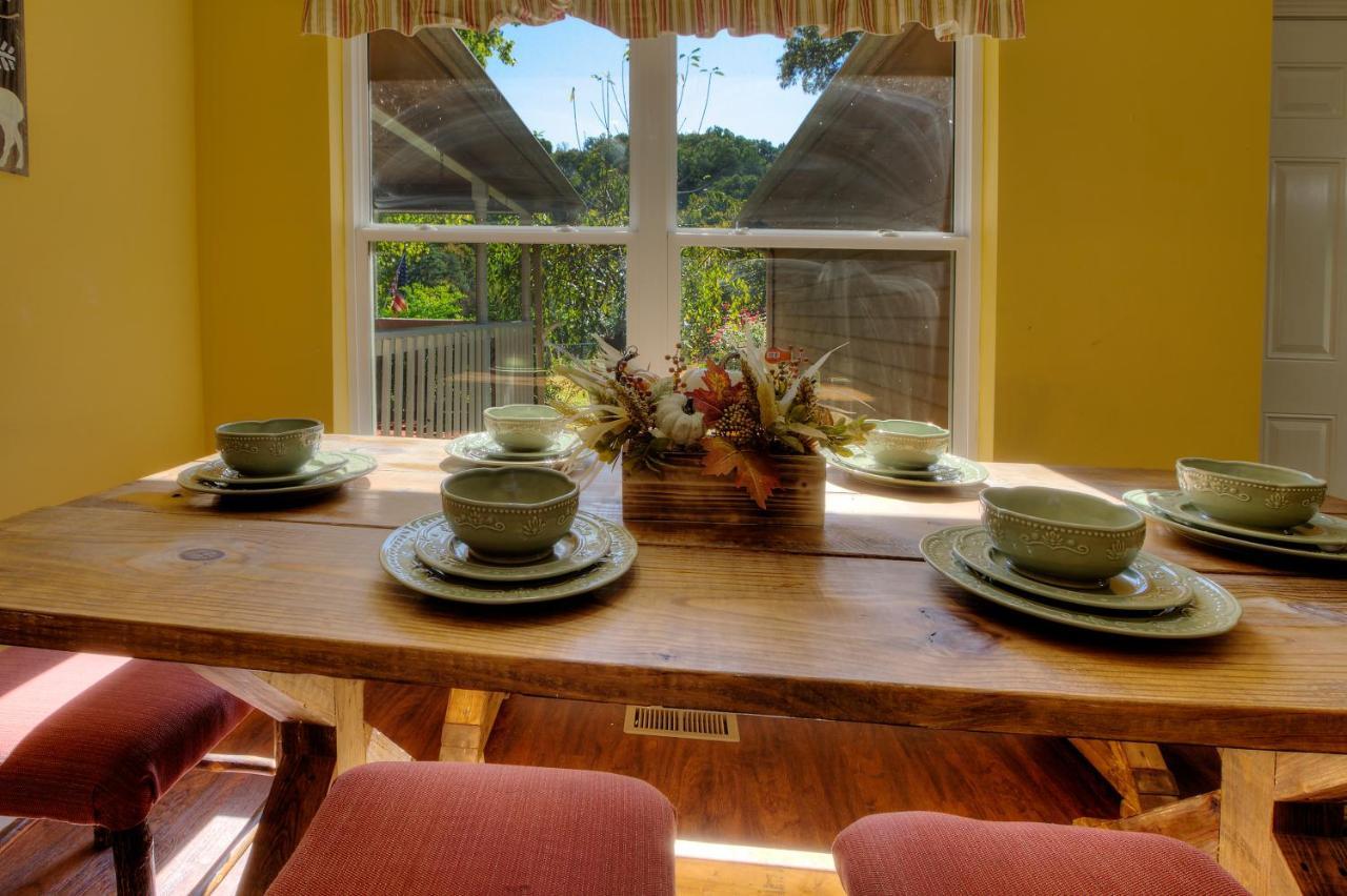 סביירוויל 5Bedrooms*4King Beds*Outstanding Location*Hottub* מראה חיצוני תמונה