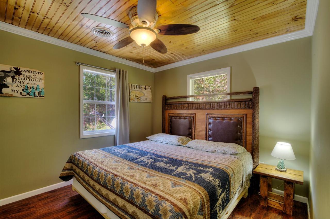 סביירוויל 5Bedrooms*4King Beds*Outstanding Location*Hottub* מראה חיצוני תמונה